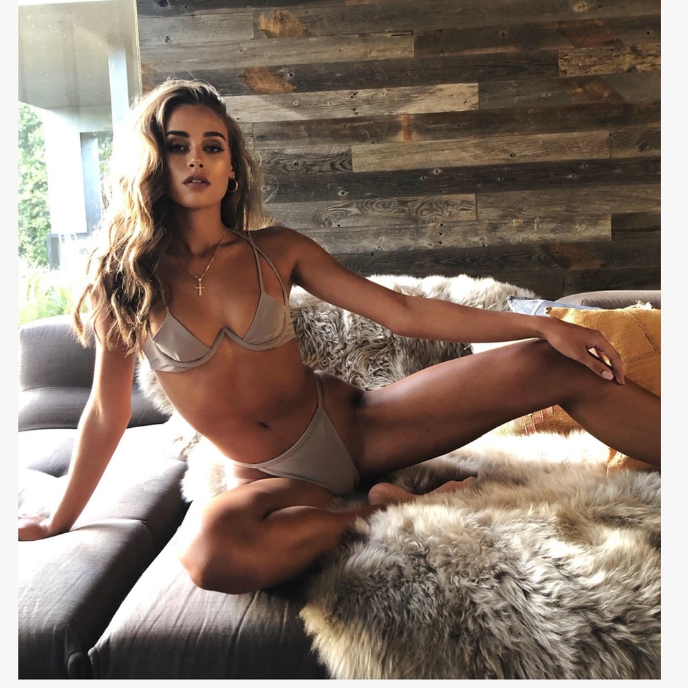 Siempre Golden Aries bikini bottoms